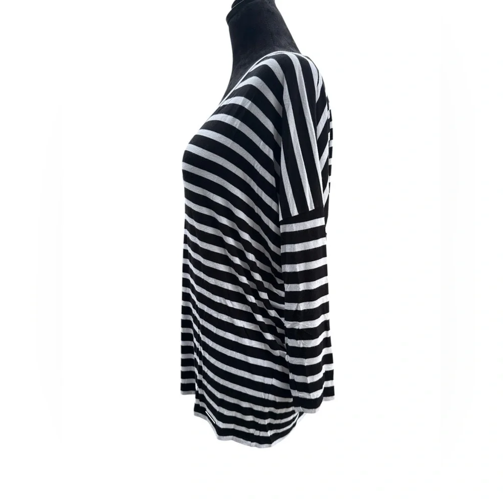 MICHAEL Michael Kors Black and White Striped Top size large - Picture 8 of 12